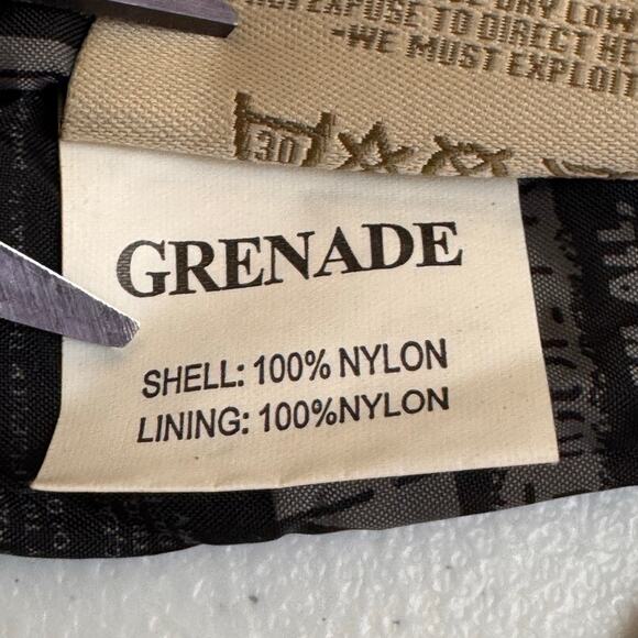 Grenade Fatigue Project Snowboard Jacket Mens Small Outdoor Winter Sports - Picture 10 of 12